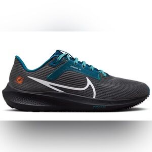 Nike Miami Dolphins Gray Teal Pegasus 40 Running Shoe Sz 9.5 Women’s 11 NEW
